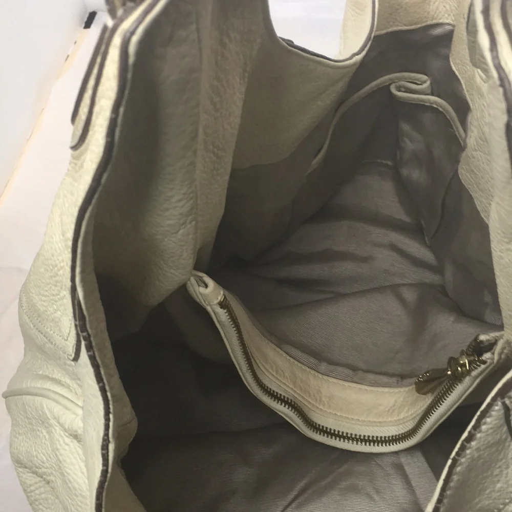 BCBGMAXAZIRA PLEATED leather Hobo